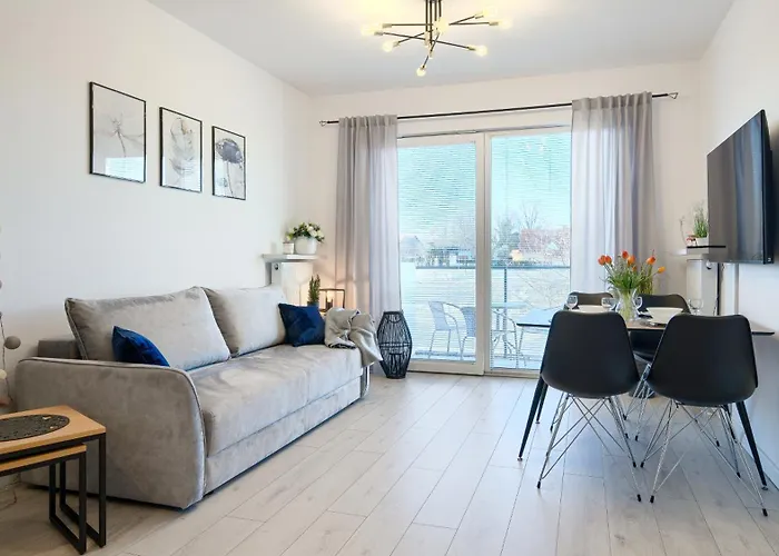 Pelikan, Sun & Snow Реваль